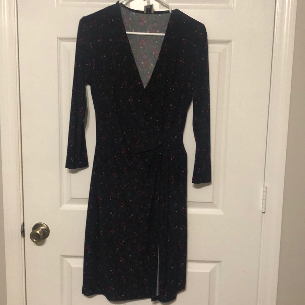 Anne Klein Wrap dress, beautiful print